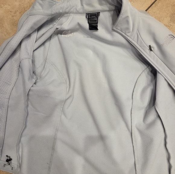 The North Face Women's Light Gray Performance Jacket - Picture 3 of 3